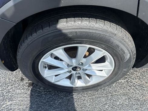 Used 2019 Kia Sorento FWD w/ Option Group 020 image 9