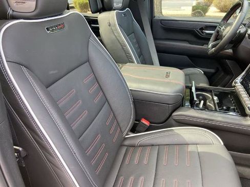 Used 2025 GMC Yukon AT4 Ultimate image 25