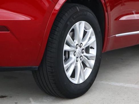 Certified 2024 Cadillac XT6 Luxury FWD image 12