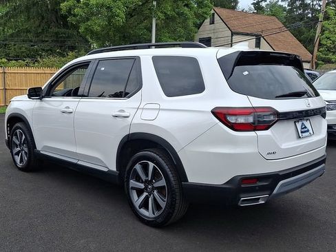 Certified 2023 Honda Pilot Elite image 4