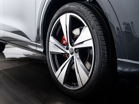 New 2025 Audi SQ5 Premium Plus image 22