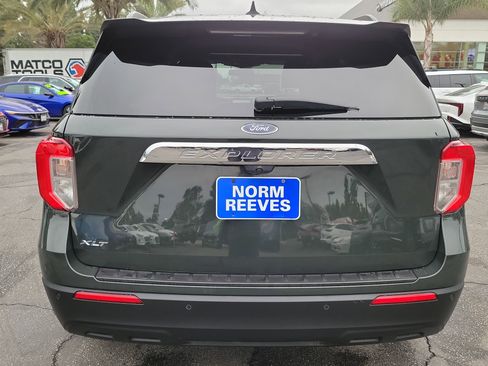 Used 2022 Ford Explorer XLT image 23