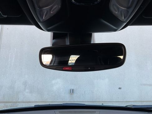 Used 2025 Jeep Compass Trailhawk image 17