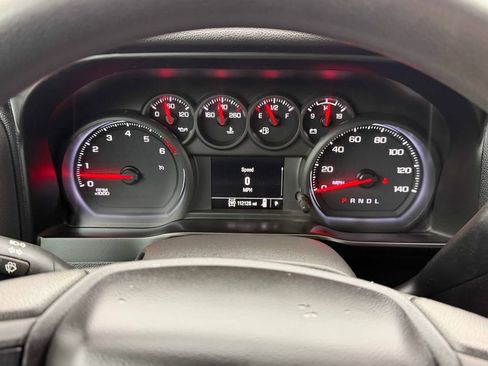 Used 2021 Chevrolet Silverado 1500 W/T w/ Z71 Off-Road Package AWD/4WD image 29