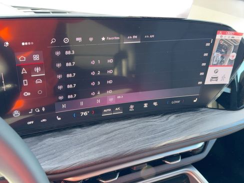 New 2025 Audi Q5 Premium Plus image 23