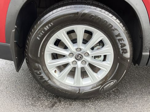 Used 2025 Toyota Grand Highlander FWD image 13