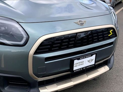 Certified 2025 MINI Cooper Countryman SE w/ Comfort Package Max AWD/4WD image 32