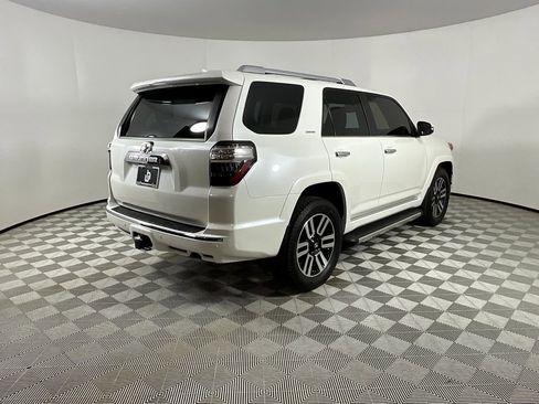 Used 2014 Toyota 4Runner Limited image 4