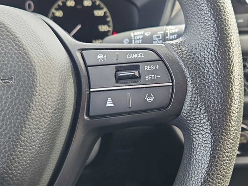 Certified 2023 Honda HR-V LX image 20