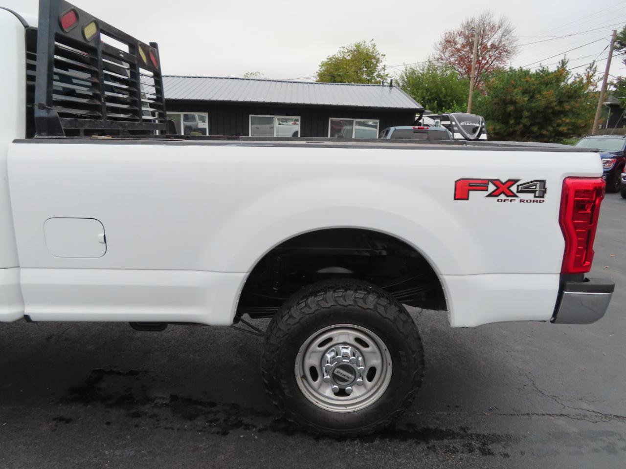 Used 2017 Ford F350 XL w/ Power Equipment Group AWD/4WD image 15