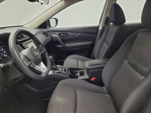 Used 2020 Nissan Rogue S FWD image 17