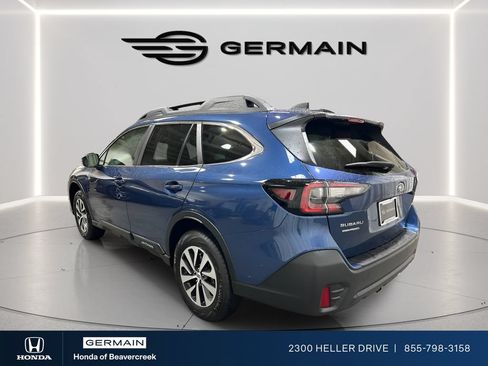 Used 2022 Subaru Outback Premium AWD/4WD image 6