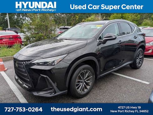Used 2023 Lexus NX 250 FWD image 1