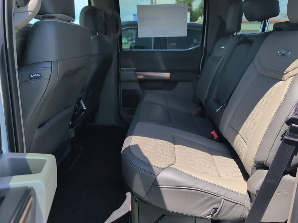 New 2026 Ford F250 Platinum w/ Platinum Plus Package AWD/4WD image 12