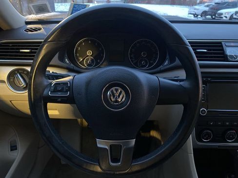 Used 2015 Volkswagen Passat 1.8T Limited Edition image 6