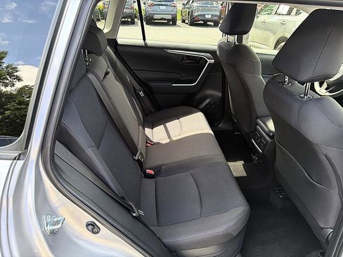 Used 2025 Toyota RAV4 LE AWD/4WD image 21