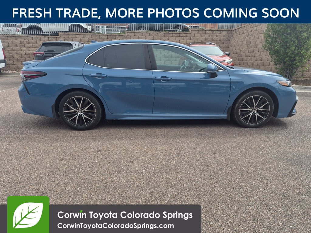 Used 2024 Toyota Camry SE FWD image 9