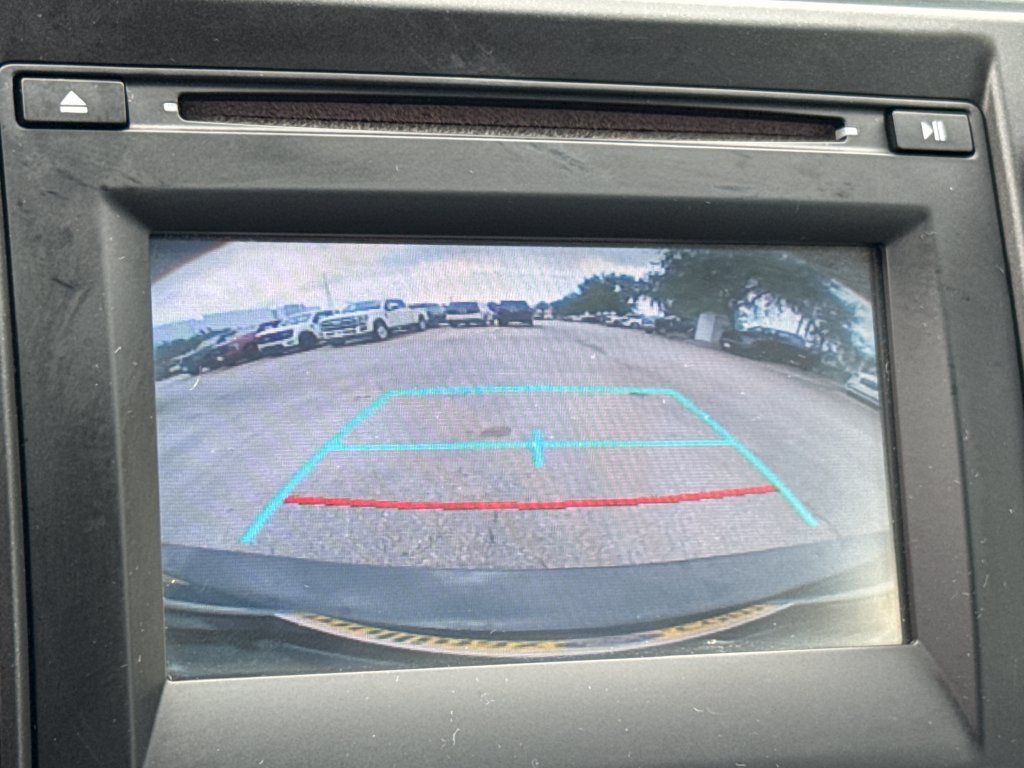 Used 2017 Toyota Camry SE FWD image 16