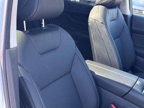 New 2025 Nissan Murano SL image 10