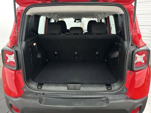 Used 2021 Jeep Renegade Sport image 23