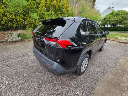 Used 2020 Toyota RAV4 LE w/ All Weather Liner Package AWD/4WD image 6