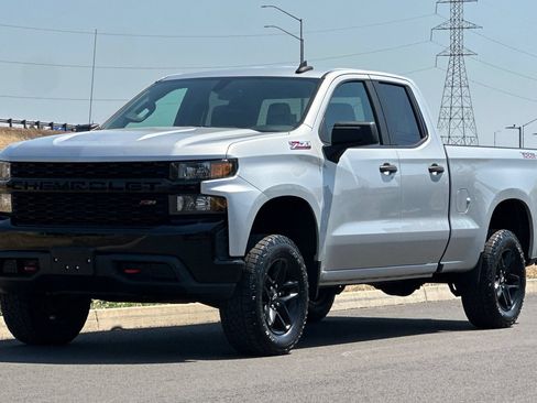 Used 2019 Chevrolet Silverado 1500 Custom Trail Boss w/ Custom Convenience Package AWD/4WD image 7