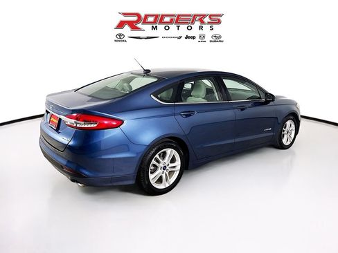 Used 2018 Ford Fusion S FWD image 8