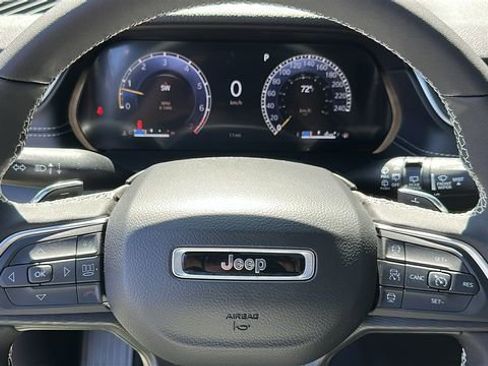 New 2026 Jeep Grand Cherokee L Laredo AWD/4WD image 12