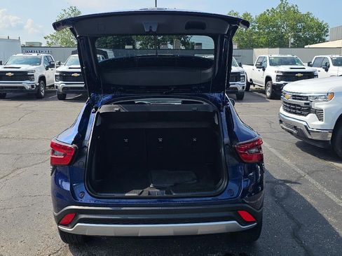 Used 2024 Chevrolet Trax LT w/ Driver Confidence Package FWD image 7