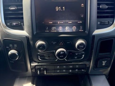 Used 2014 RAM 2500 Limited image 19