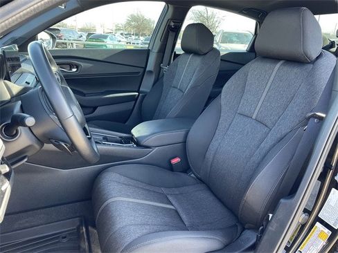 Certified 2025 Honda Accord Sport image 25