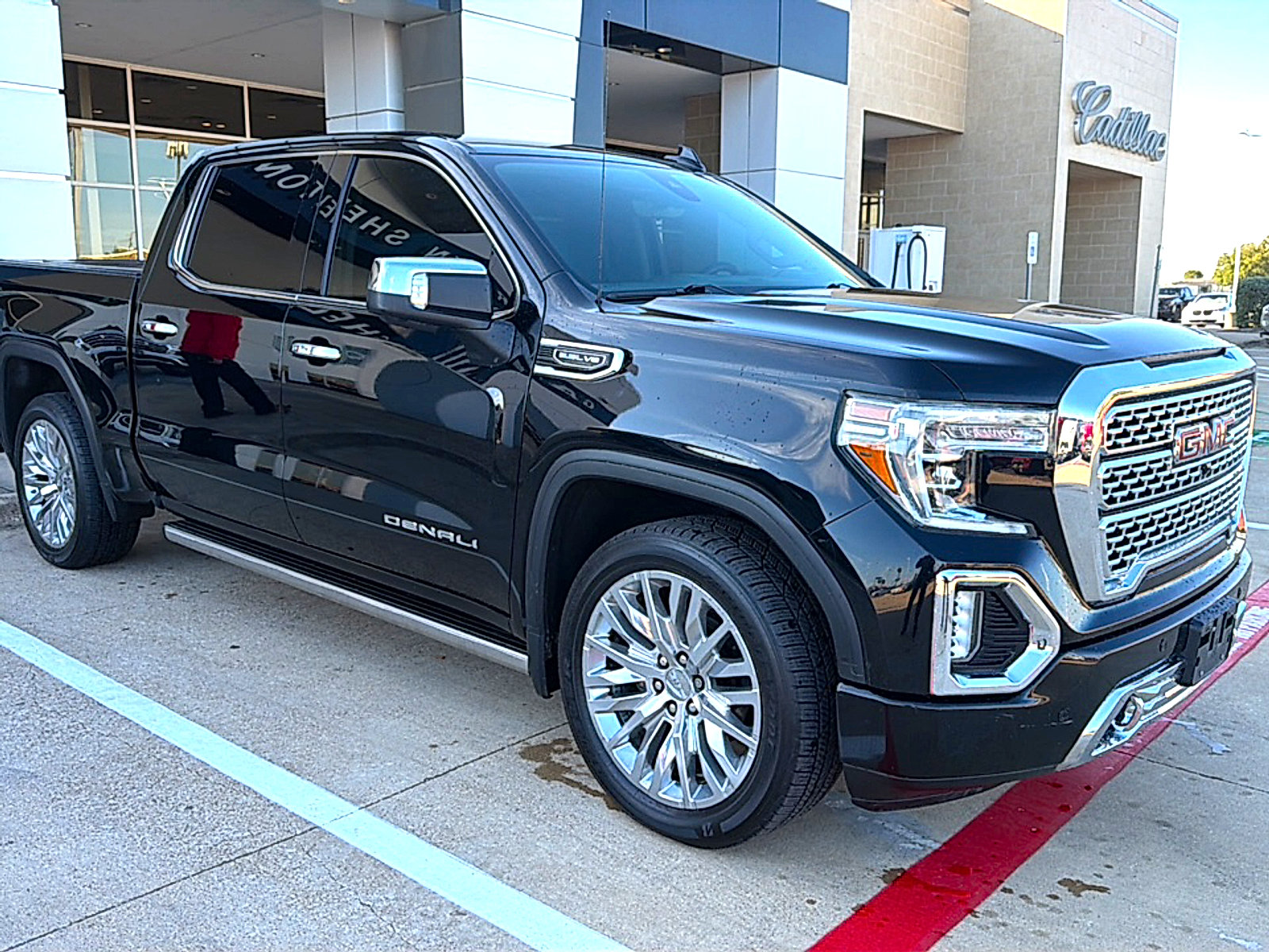 Used 2020 GMC Sierra 1500 Denali w/ Technology Package RWD image 3