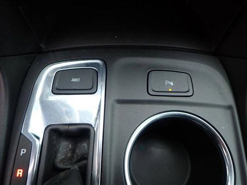 Used 2023 Chevrolet Equinox LT image 24