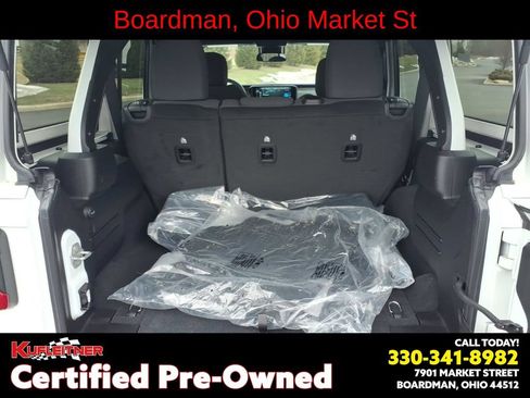 Used 2024 Jeep Wrangler Unlimited Sahara AWD/4WD image 16