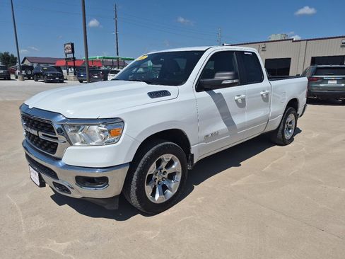 Used 2022 RAM 1500 Big Horn AWD/4WD image 2