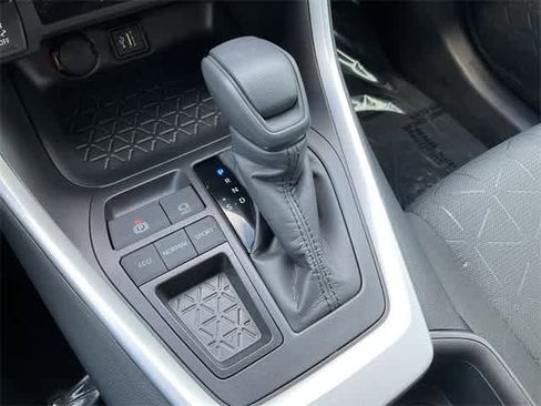 Certified 2025 Toyota RAV4 XLE image 25