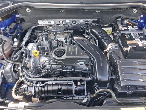 Used 2023 Volkswagen Taos S FWD image 18