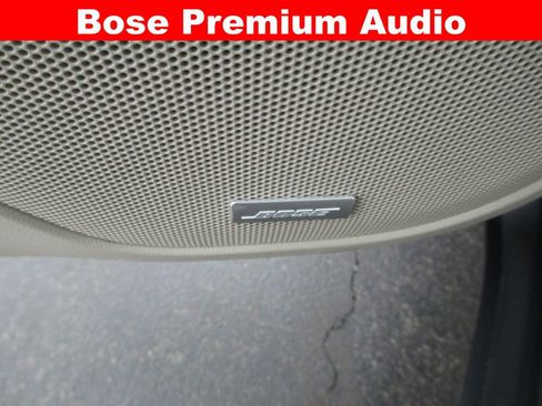 Used 2019 GMC Acadia Denali image 18