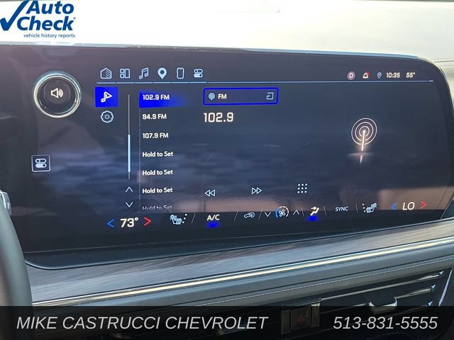 Used 2025 Chevrolet Suburban LT AWD/4WD image 17