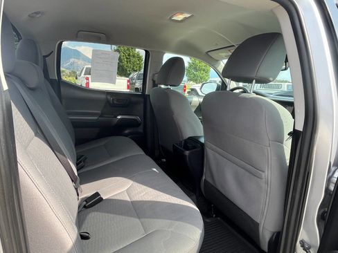 Used 2019 Toyota Tacoma SR5 image 15