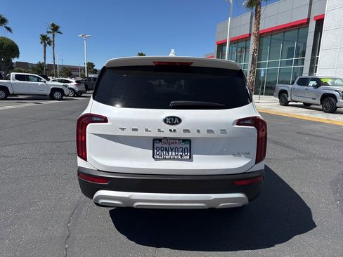 Used 2020 Kia Telluride LX FWD image 6