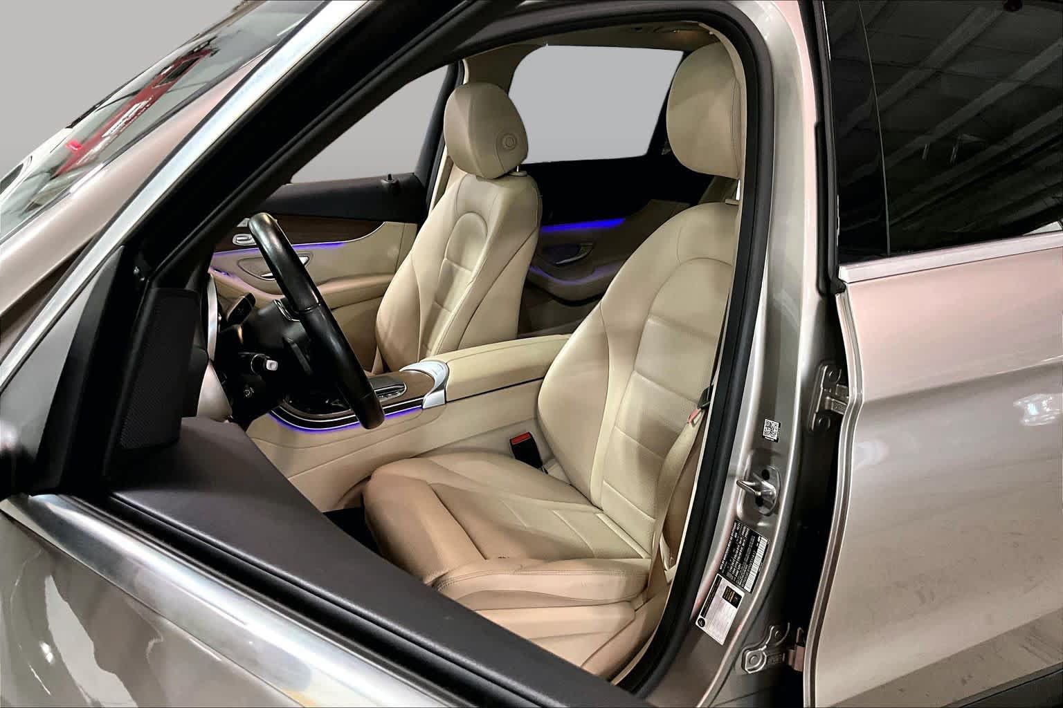 Certified 2022 Mercedes-Benz GLC 300 4MATIC image 9
