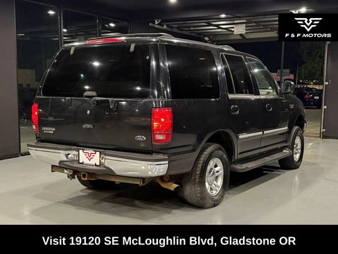 Used 2002 Ford Expedition XLT AWD/4WD image 4