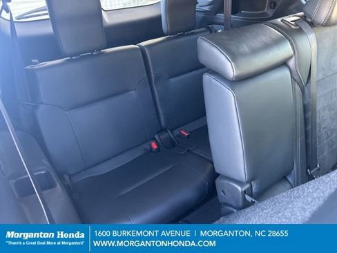 Used 2024 Mitsubishi Outlander SE Black Edition AWD/4WD image 37