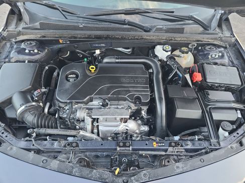 Used 2025 Chevrolet Malibu LT FWD image 32