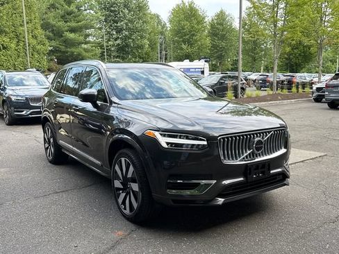 Certified 2024 Volvo XC90 T8 Plus w/ Protection Package AWD/4WD image 5