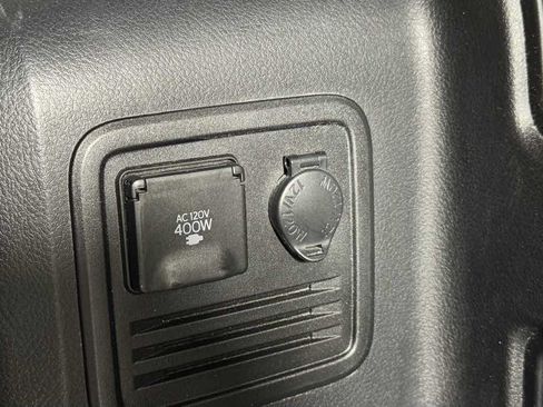 Used 2024 Toyota 4Runner SR5 Premium AWD/4WD image 40