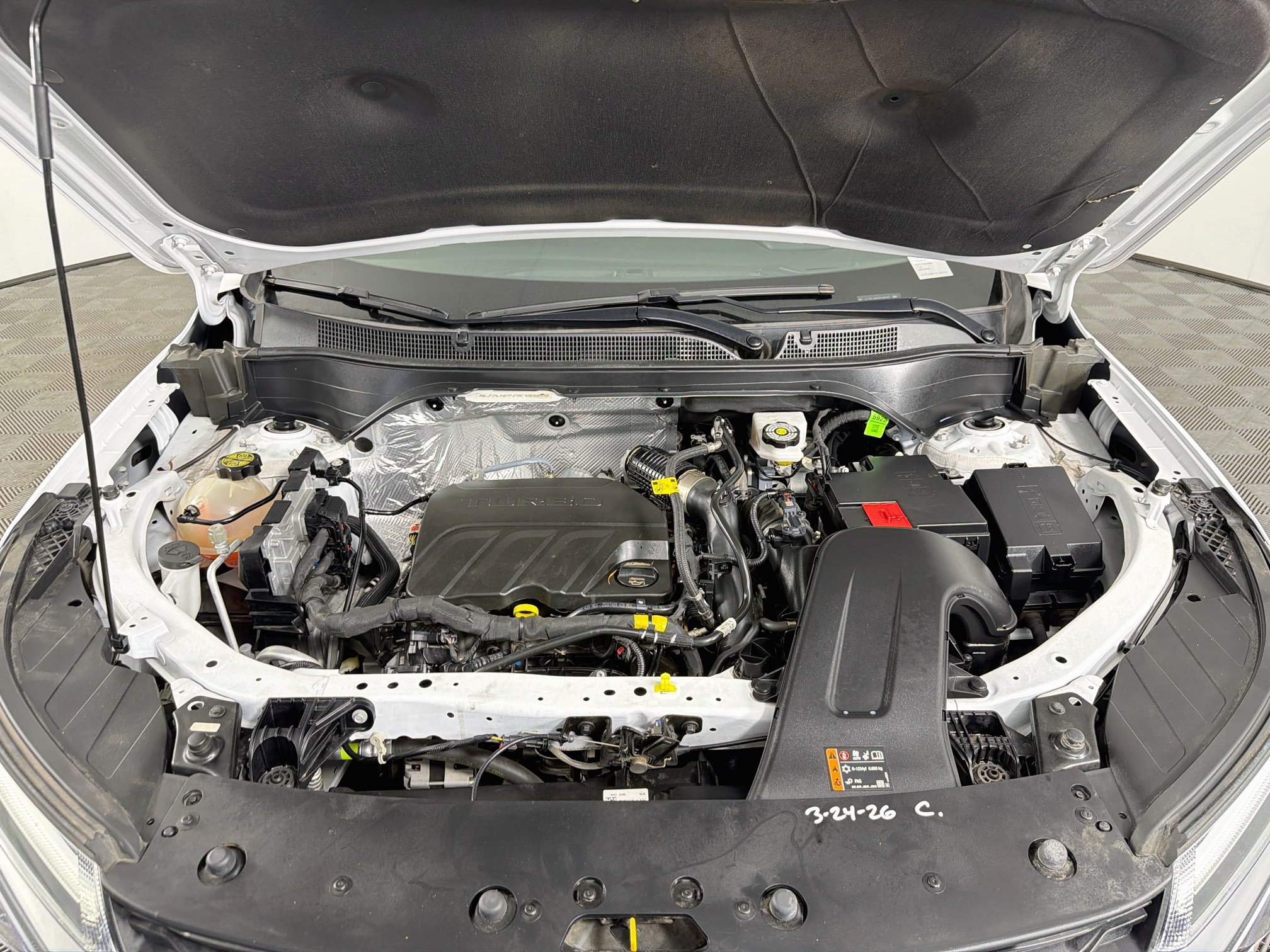 Used 2025 Chevrolet Trax LT FWD image 32