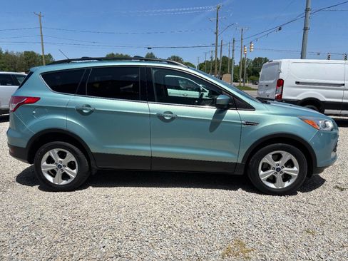 Used 2013 Ford Escape SE AWD/4WD image 2