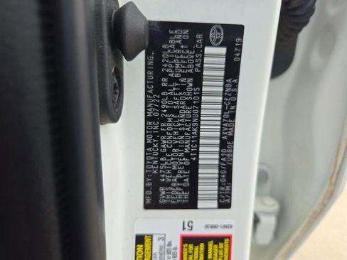 Used 2022 Toyota Camry LE FWD image 32
